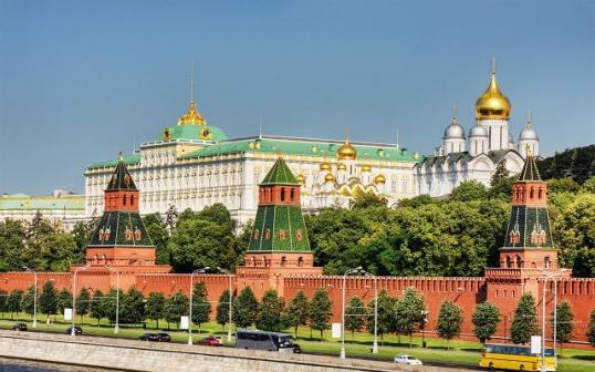 какая из достопримечательностей кремля и красной площади