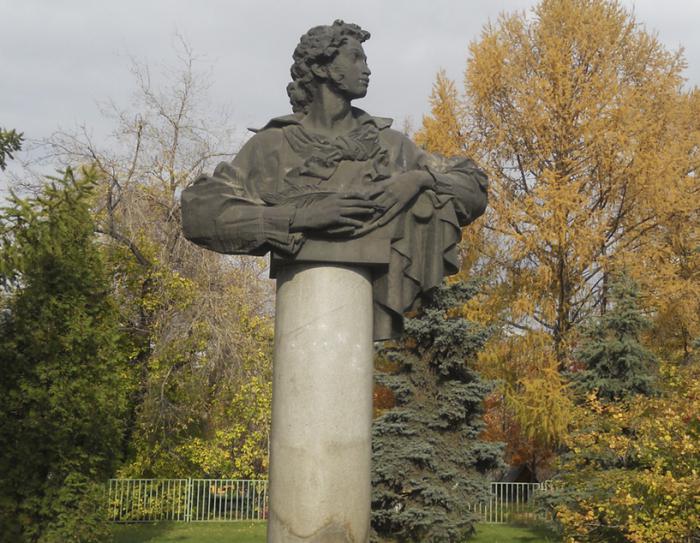 челябинск памятник пушкину 