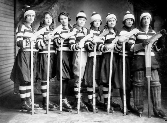 Зарождение женского хоккея