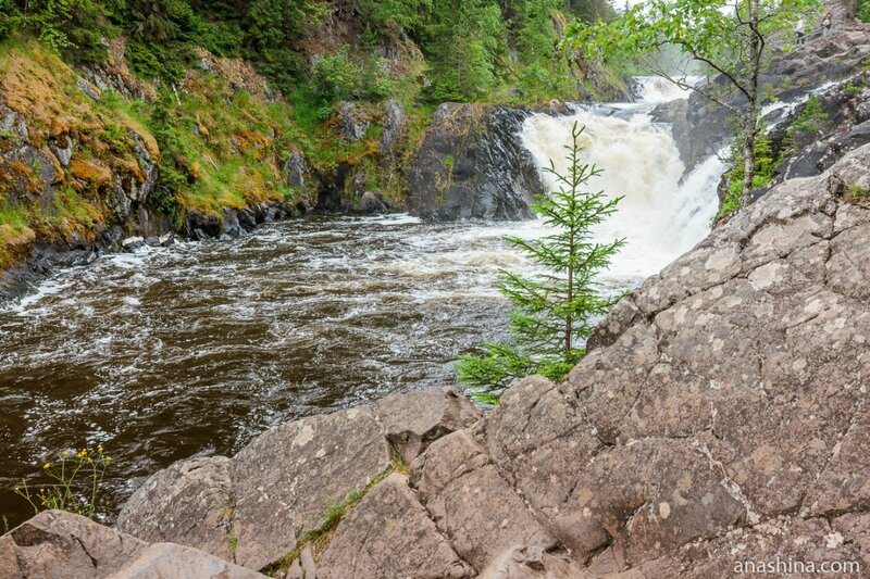 Водопад Кивач, Карелия