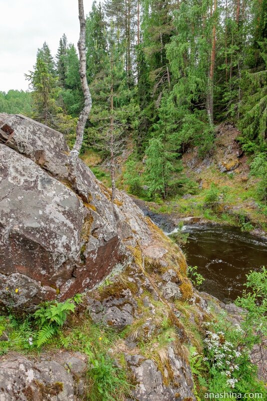 Водопад Кивач, Скалы, Карелия