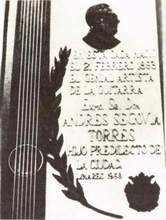 Андрес Сеговия – почётный гражданин Линереса