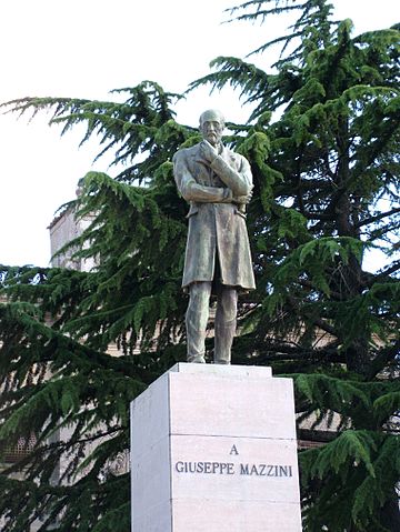 Памятник Дж. Мадзини Сицилия