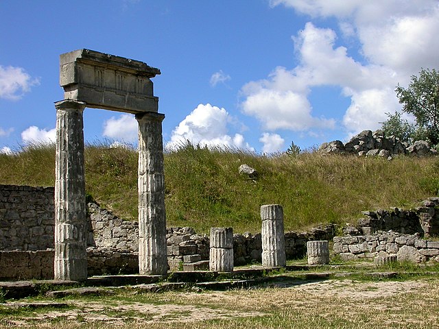 Руины столицы Боспорского царства Пантикапеи